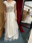 *Elena Ferrara Stephanie Ivory Wedding Gown Size: 12 RRP: £1550