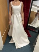 *Elena Ferrara Paloma Ivory Mikado Wedding Gown with Split Size: 12 RRP: £1960