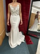 *Jesus Peiro Bridal Julietta Wedding Gown Grand Crepe and Ivory Bedding Size: 12 RRP: £2750