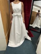 *Jesus Piero 2238 Taffeta Wedding Gown Size: EU 42