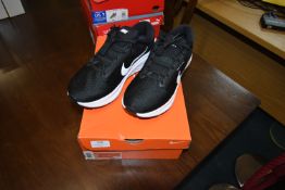 *Pair of Nike Air Zoom Structure Black Trainers Size: 7