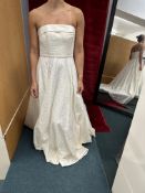 *Elena Ferrara Rosie Lace Floral Brocade Satin Wedding Gown Size: 14 RRP: £1800