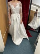 *Elena Ferrara Blossom Wedding Gown Size: 10