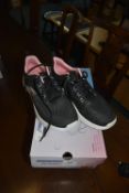 *Pair of Skechers Light Foam Air Cooled Shoes Size: 5.5
