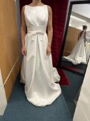 *Jesus Piero Snowdrop Off White Satin Wedding Gown Size: 14 RRP: £1850
