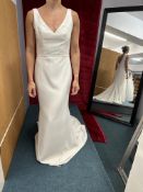 *Elena Ferrara Jessie Wedding Gown in Soft Matt Crepe Ivory Size: 12 RRP: £1600