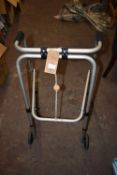 *Folding Walking Frame