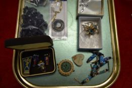 Silver and Costume Jewellery, plus Dolly Brooches