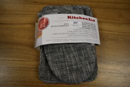 *Two Kitchenaid Oven Gloves