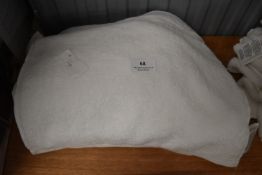 *Fourteen Grandeur Hospitality White Flannels