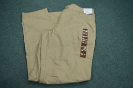 *Mondetta Trousers Size: 10