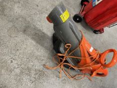 *Flymo 240v 3000w Garden Vacuum