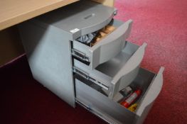 *Standalone Three Drawer Metal Drawer Pedestal