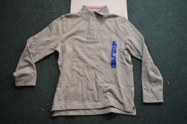*Crew Clothing Gent’s Grey Top Size: L