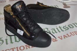 Giusppe Zanotti Men’s Trainer Boots Size: 9 (pre-worn)