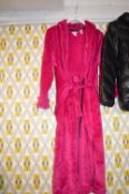 *DKNY Lady’s Dressing Gown Size: L