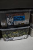 *2.5kg of Big Hit Cloudy Spod Mix, and 3kg of Crafty Catchers Nut Mix