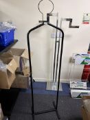 *Tubular Garment Rail