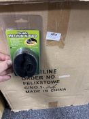 *Box Containing 200 Waterline Molds Size: M Model F250