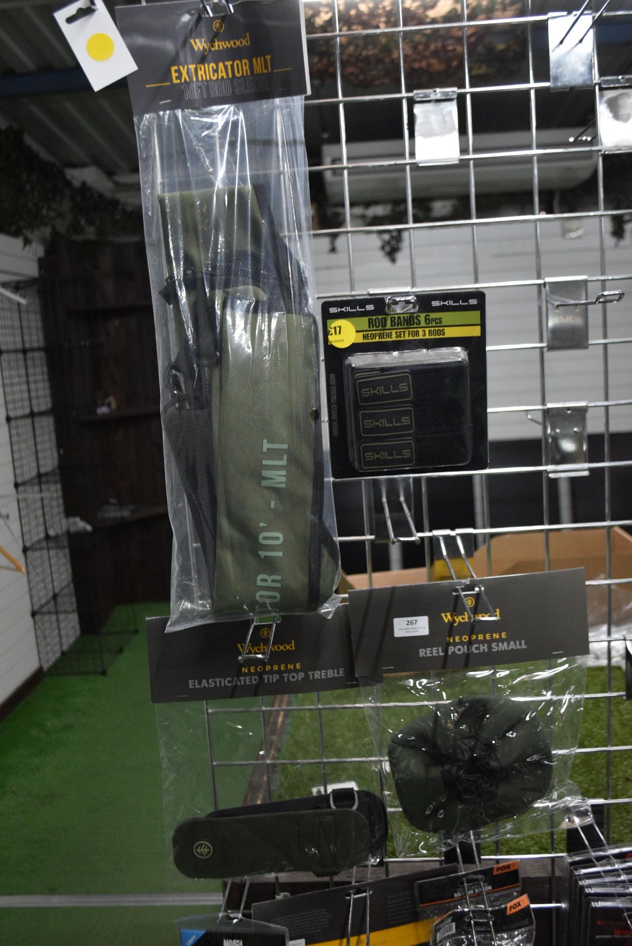 * Multi Bait Casting Glove, Rod Sleeve, etc. (Wychwood Reel Pouch, Tip Top Treble, 10ft Sleeve, - Image 2 of 3