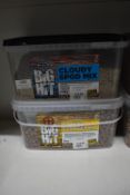 *2.5kg of Cloudy Spod Mix, and 2kg of Big Hit Crafty Floater Kit