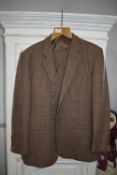 Jennis & Varmann Three Piece Tweed Suit Size: ~44R