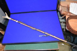 Horn Handles Walking Stick with Dog Teather