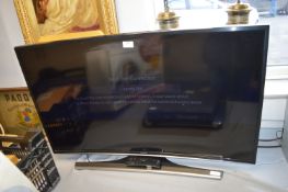 Samsung 40” Curved Screen TV with Remote (working condition)