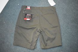 *Kirkland Men’s Dark Green Performance Trousers Size: 34