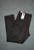 *Andrew Marc Lady’s Black Leggings Size: L