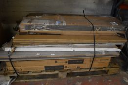 *Large Quantity of Assorted Laminate Flooring (salvage)