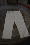 *DKNY Ladies White Jeans Size 10