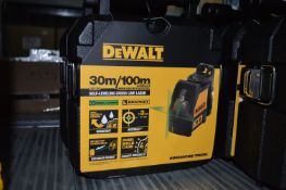 *Dewalt DWO88CG-XJ 30m Green Laser Self Levelling Laser Level