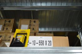 *Box of 20 Stanley Knives and a Pack of 100 Spare Blades