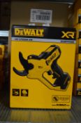 *Dewalt DCMPP568 18v Pruner