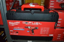 *Milwaukee M18 ONEFPRT Rivet Gun