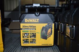 *Dewalt DWO88CG-XJ 30m Green Laser Self Levelling Laser Level