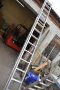 Youngman 200 Extending 14 Tread Ladder