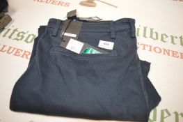 *Pair of Replay Bennie Trousers Size: 36 x 32 - Navy