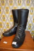 Pair of Revenger Motorbike Boots Size: EU 43