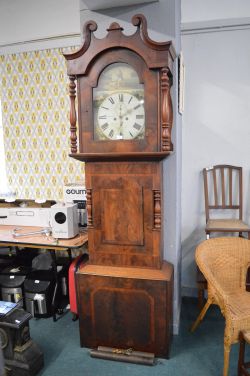 8673 - Modern & Traditional Household Furnishings