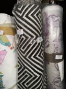 *7.5m X 1.4m Roll of Grey Symmetrical Design Velvet Type Fabric