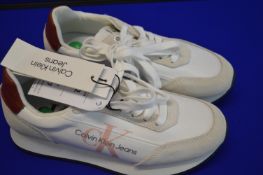 Calvin Klein Trainers Size: 4