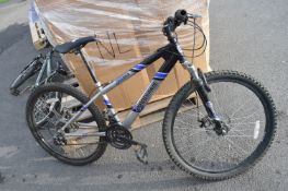 Shockwave XT550 Mountain Bike