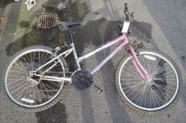 Universal Wild Thing Kid's Mountain Bike