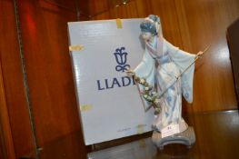 Lladro Figurine of a Japanese Girl