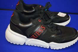 Guess Trainers Size: 8