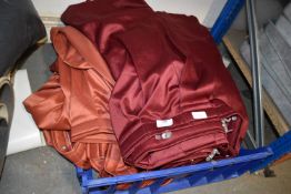 Quantity of Table Skirting