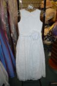 *Jessica Child’s White Lace Bridesmaid Dress with Rose Size: 8 years RRP: £150