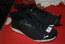 *Puma Black Trainers Size: 9 (preworn)